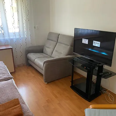 Vityesz Vendeghaz ** Apartment